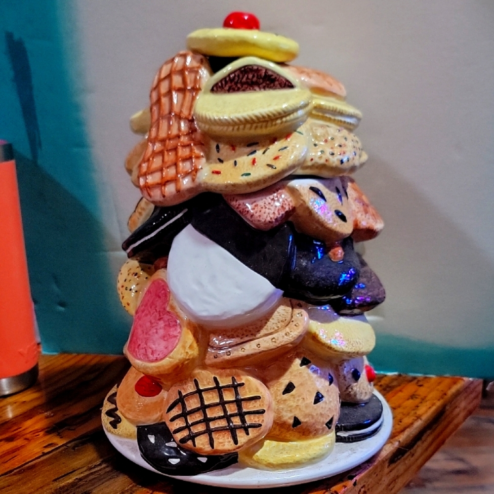 Rare House of Prill Giant Cookie Tower. Cookies All Over. Cookie Jar